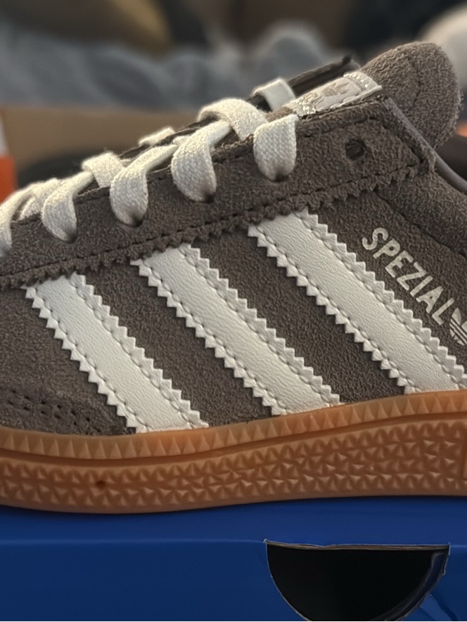 Brand New Adidas Handball Spezial Box  Blue And White Label